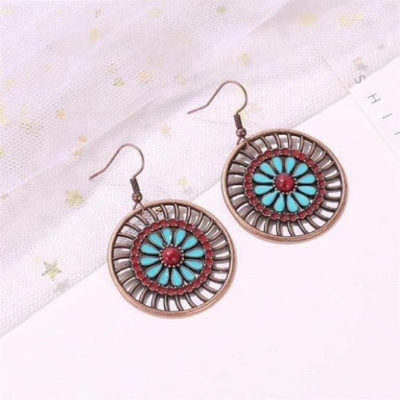 Boho Creative Round Retro Flower Copper Earrings - Picture 3 of 7
